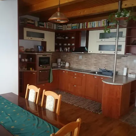 Nina Oravská Polhora